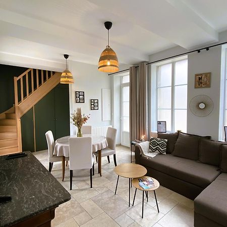 Maison 2 Chambres Avec Parking Et Jardin โนยง ภายนอก รูปภาพ
