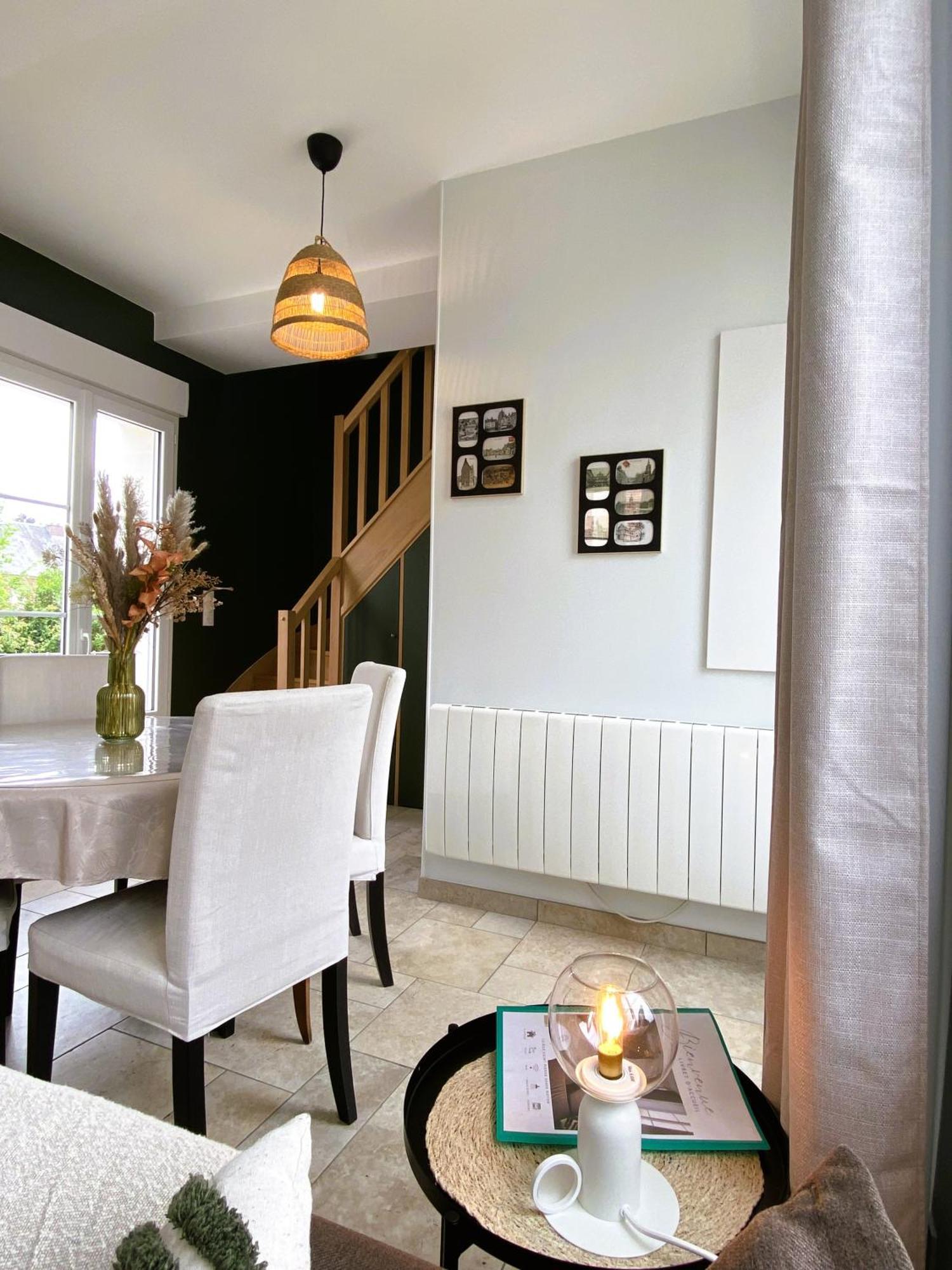 Maison 2 Chambres Avec Parking Et Jardin โนยง ภายนอก รูปภาพ